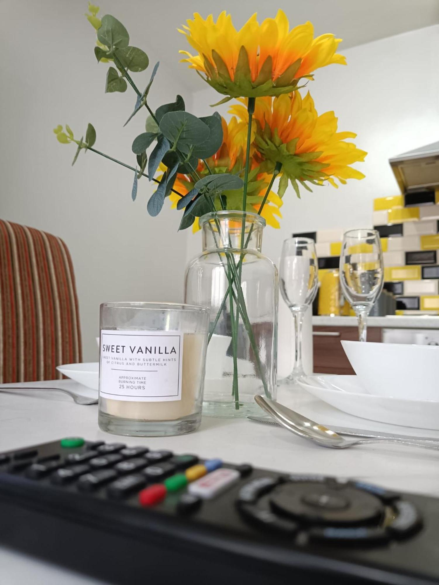 Lister Park Bradford Stylish 1Bed Coach House - Quiet & Tranquil Cottage & Parking Zewnętrze zdjęcie